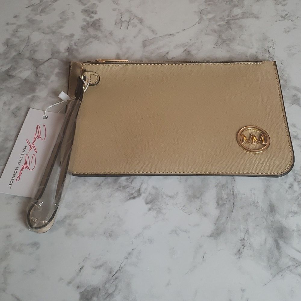 NWT Marilyn Monroe Nude Wristlet